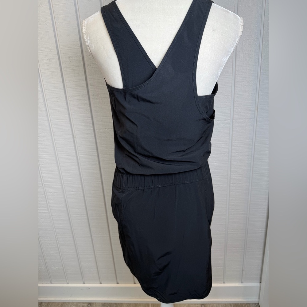 Patagonia Women's Fleetwith Dress. Size Small‎ 
Black - Picture 2 of 11